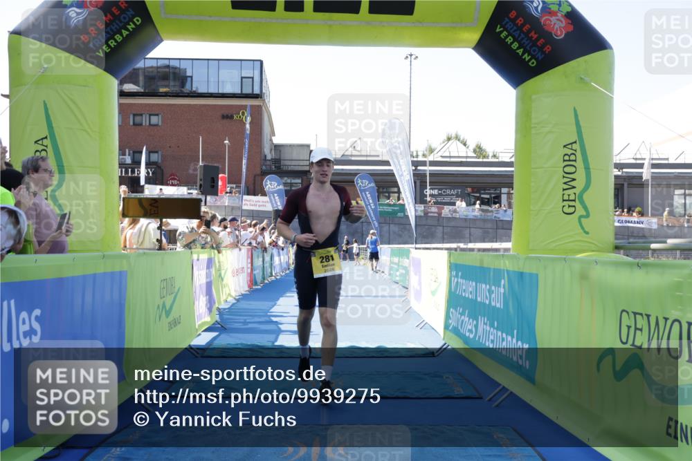 09.08.2026 - GEWOBA Citytriathlon Bremen Yannick Fuchs http://msf.ph/oto/9939275 09.08.2026 11:48:14 Ziel 459 meine-sportfotos.de