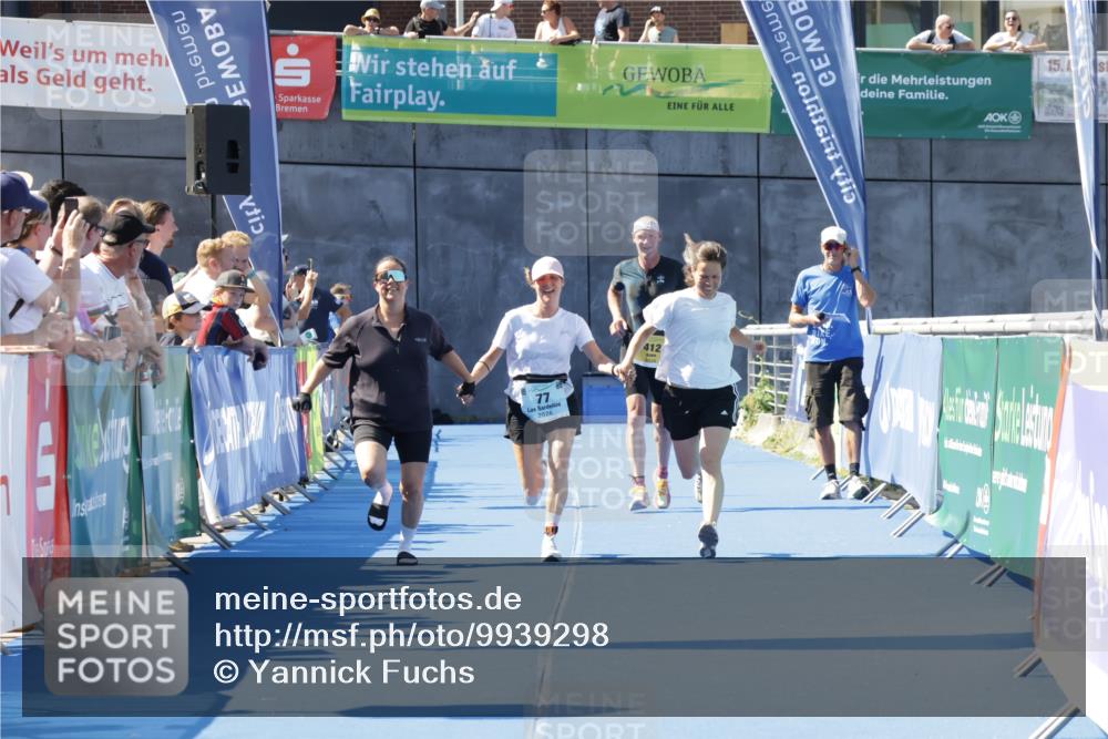 09.08.2026 - GEWOBA Citytriathlon Bremen Yannick Fuchs http://msf.ph/oto/9939298 09.08.2026 11:48:22 Ziel 77 meine-sportfotos.de