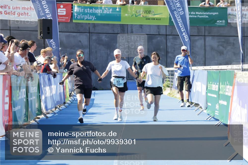 09.08.2026 - GEWOBA Citytriathlon Bremen Yannick Fuchs http://msf.ph/oto/9939301 09.08.2026 11:48:22 Ziel 77 meine-sportfotos.de