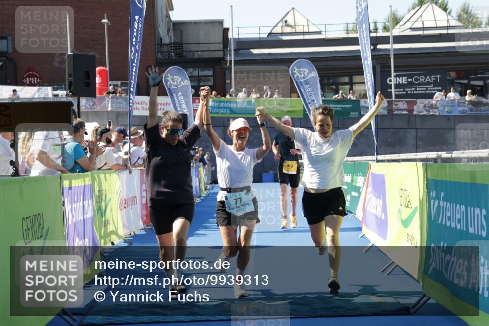 09.08.2026 - GEWOBA Citytriathlon Bremen Yannick Fuchs http://msf.ph/oto/9939313 09.08.2026 11:48:26 Ziel 77, 412 meine-sportfotos.de