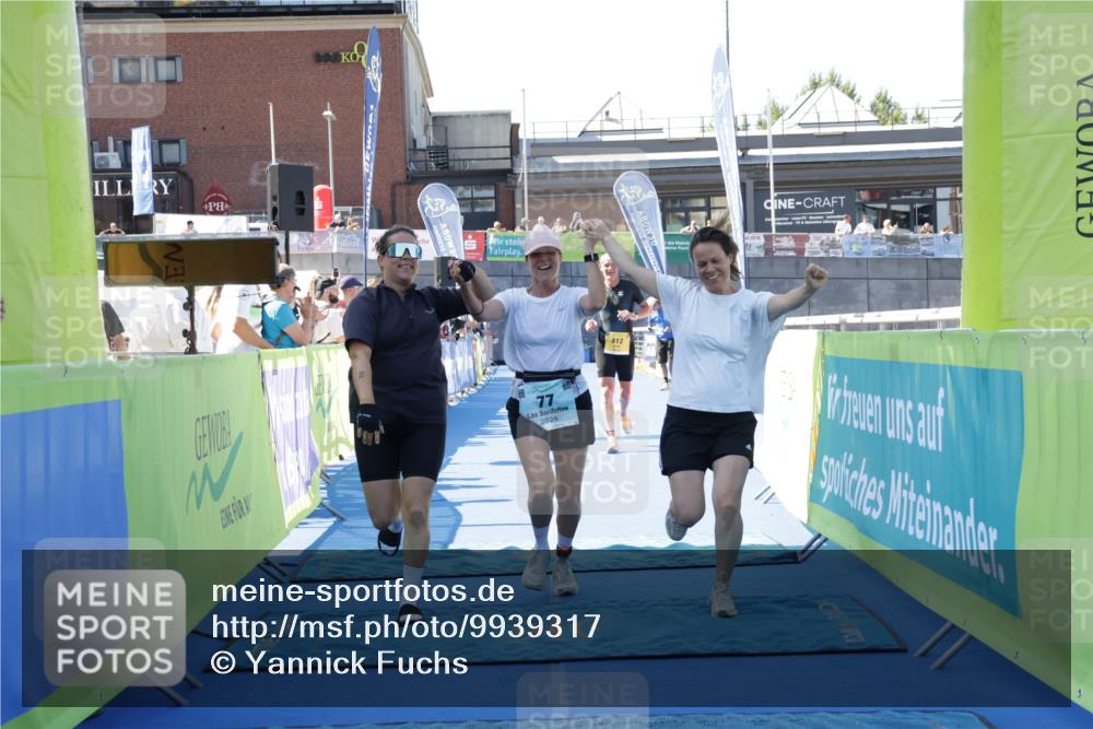 09.08.2026 - GEWOBA Citytriathlon Bremen Yannick Fuchs http://msf.ph/oto/9939317 09.08.2026 11:48:26 Ziel 77, 412 meine-sportfotos.de