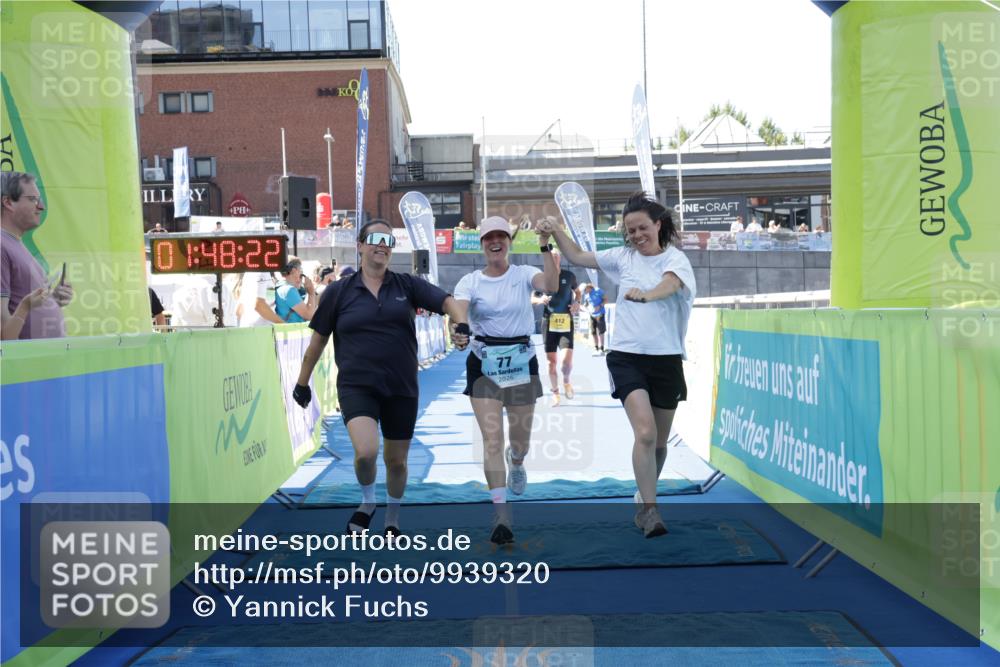09.08.2026 - GEWOBA Citytriathlon Bremen Yannick Fuchs http://msf.ph/oto/9939320 09.08.2026 11:48:27 Ziel 77, 412 meine-sportfotos.de