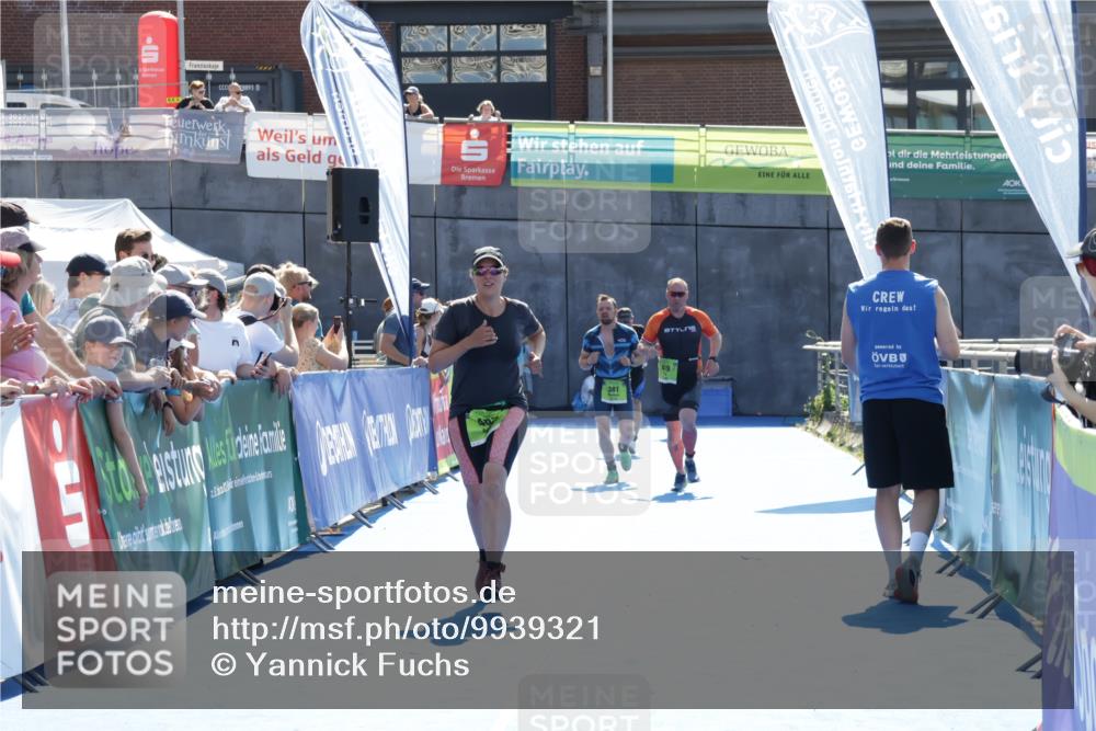 09.08.2026 - GEWOBA Citytriathlon Bremen Yannick Fuchs http://msf.ph/oto/9939321 09.08.2026 15:31:55 Ziel 237, 489 meine-sportfotos.de