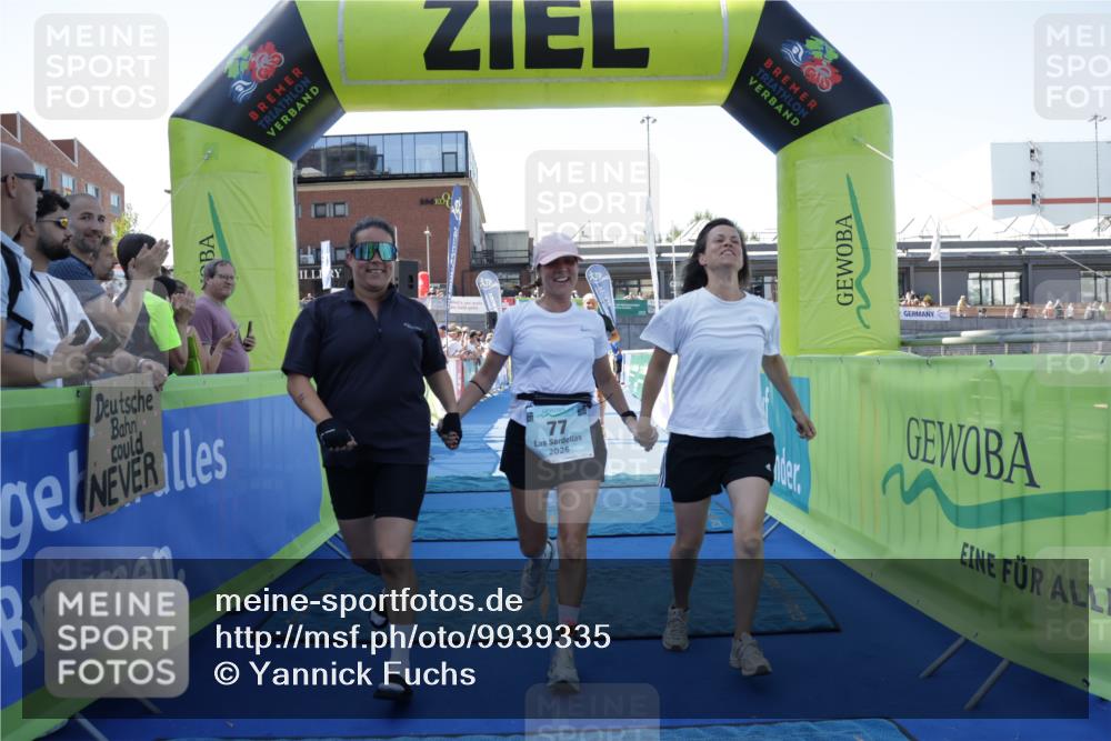 09.08.2026 - GEWOBA Citytriathlon Bremen Yannick Fuchs http://msf.ph/oto/9939335 09.08.2026 11:48:28 Ziel 77, 412 meine-sportfotos.de