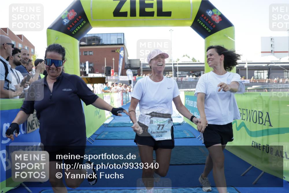 09.08.2026 - GEWOBA Citytriathlon Bremen Yannick Fuchs http://msf.ph/oto/9939340 09.08.2026 11:48:28 Ziel 77, 412 meine-sportfotos.de