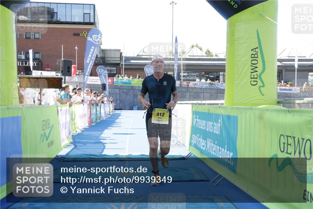 09.08.2026 - GEWOBA Citytriathlon Bremen Yannick Fuchs http://msf.ph/oto/9939349 09.08.2026 11:48:30 Ziel 77, 412 meine-sportfotos.de