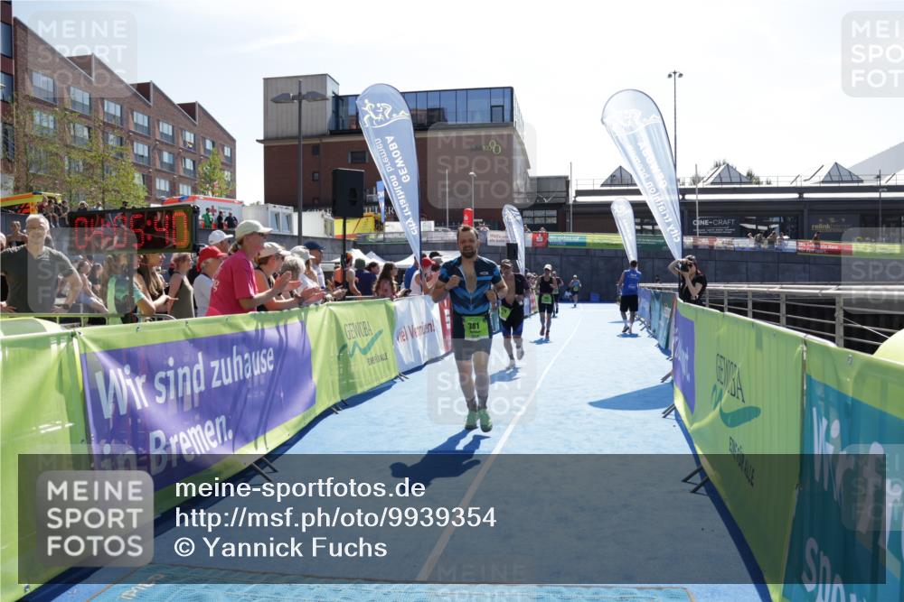 09.08.2026 - GEWOBA Citytriathlon Bremen Yannick Fuchs http://msf.ph/oto/9939354 09.08.2026 15:32:03 Ziel 381, 419, 476, 489, 492 meine-sportfotos.de