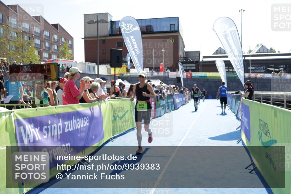 09.08.2026 - GEWOBA Citytriathlon Bremen Yannick Fuchs http://msf.ph/oto/9939383 09.08.2026 15:32:06 Ziel 381, 419, 476, 492 meine-sportfotos.de