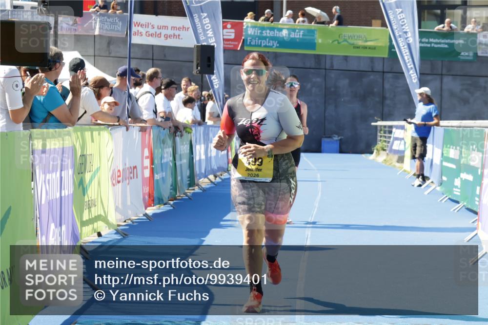 09.08.2026 - GEWOBA Citytriathlon Bremen Yannick Fuchs http://msf.ph/oto/9939401 09.08.2026 11:48:55 Ziel 429, 499 meine-sportfotos.de