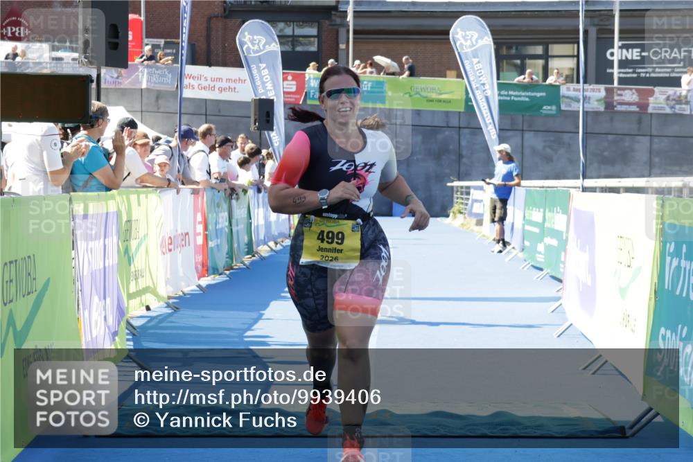 09.08.2026 - GEWOBA Citytriathlon Bremen Yannick Fuchs http://msf.ph/oto/9939406 09.08.2026 11:48:56 Ziel 429, 499 meine-sportfotos.de
