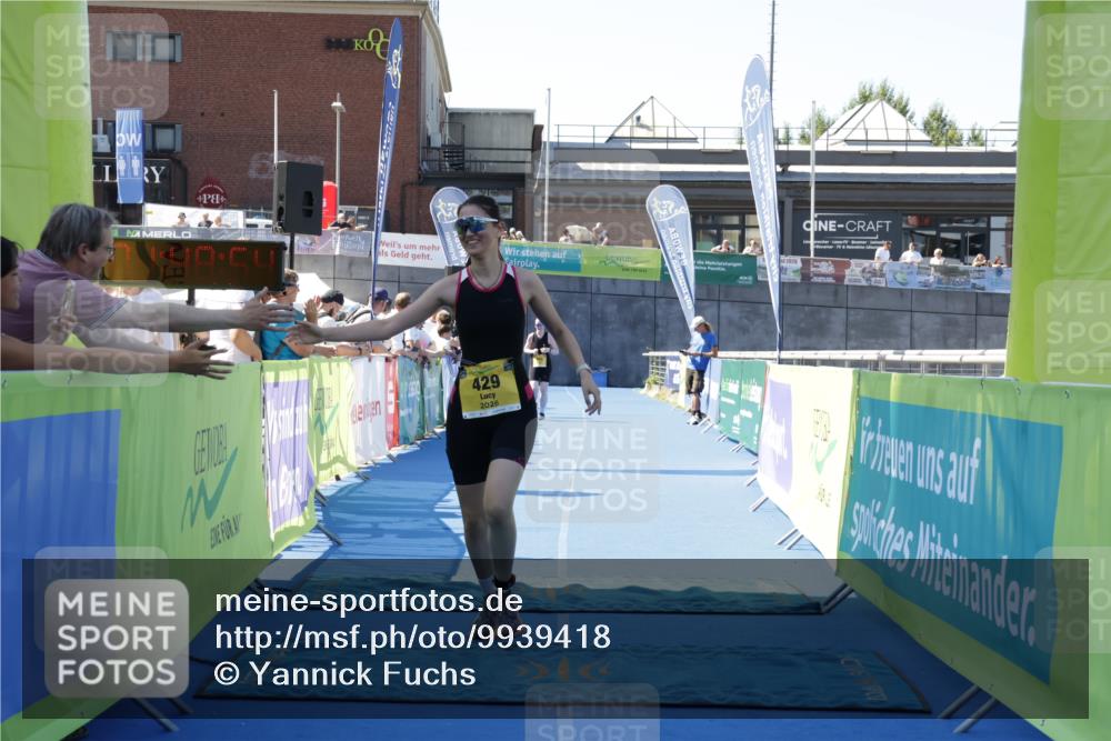 09.08.2026 - GEWOBA Citytriathlon Bremen Yannick Fuchs http://msf.ph/oto/9939418 09.08.2026 11:48:58 Ziel 429, 499 meine-sportfotos.de