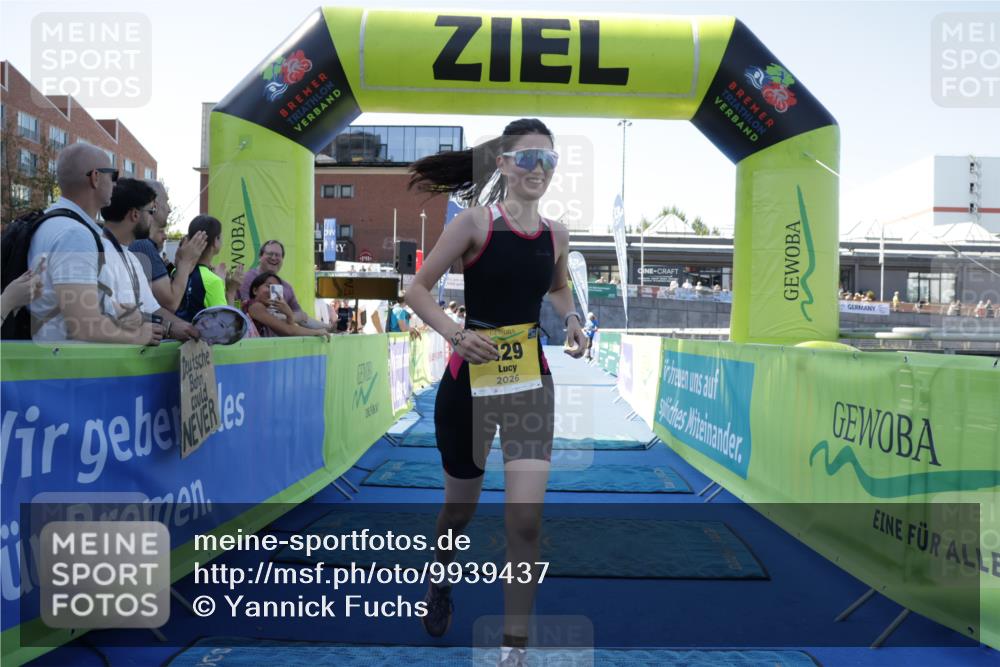 09.08.2026 - GEWOBA Citytriathlon Bremen Yannick Fuchs http://msf.ph/oto/9939437 09.08.2026 11:49:00 Ziel 429, 440 meine-sportfotos.de
