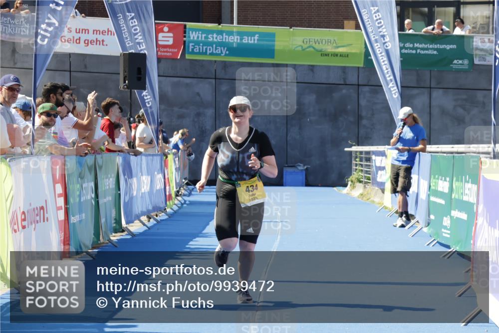 09.08.2026 - GEWOBA Citytriathlon Bremen Yannick Fuchs http://msf.ph/oto/9939472 09.08.2026 11:49:45 Ziel 434 meine-sportfotos.de
