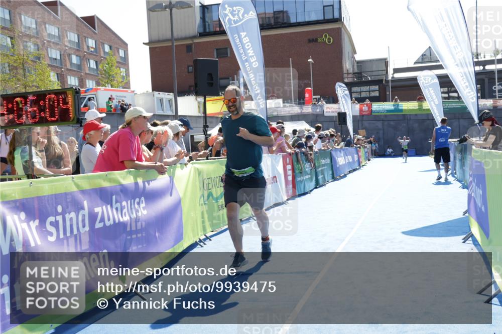 09.08.2026 - GEWOBA Citytriathlon Bremen Yannick Fuchs http://msf.ph/oto/9939475 09.08.2026 15:32:27 Ziel 275, 368 meine-sportfotos.de