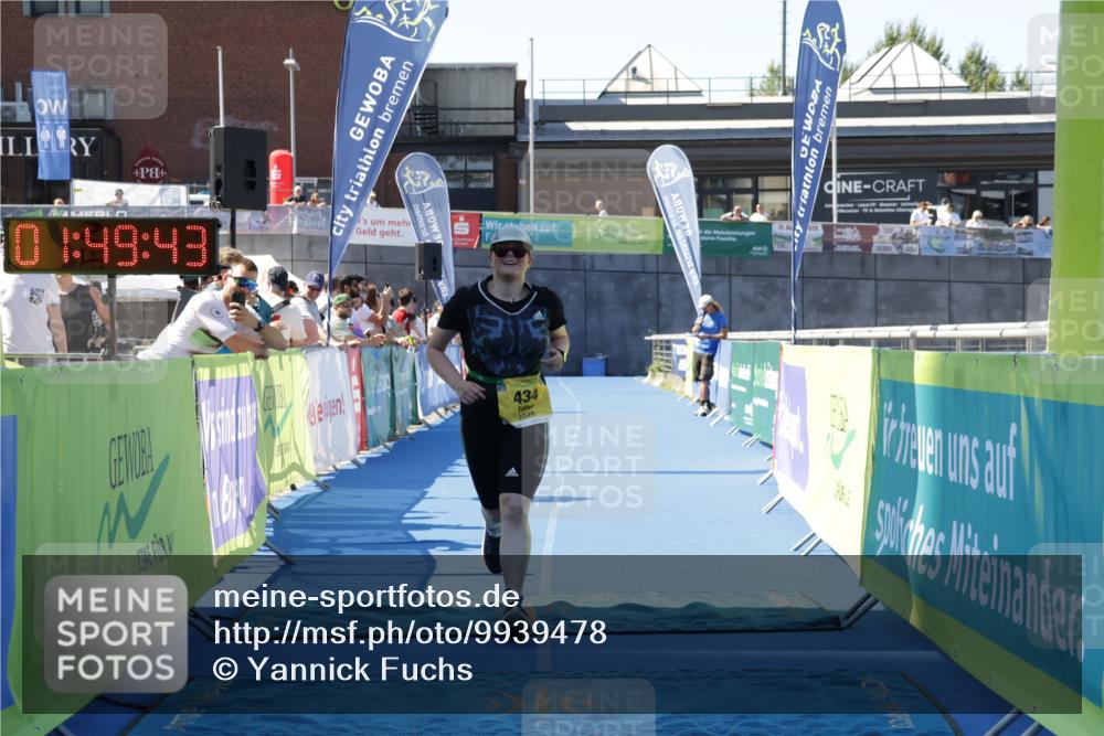 09.08.2026 - GEWOBA Citytriathlon Bremen Yannick Fuchs http://msf.ph/oto/9939478 09.08.2026 11:49:47 Ziel 434 meine-sportfotos.de