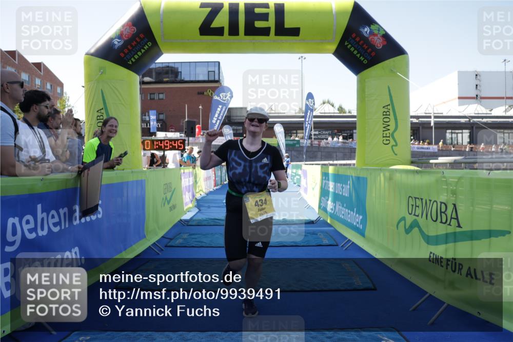 09.08.2026 - GEWOBA Citytriathlon Bremen Yannick Fuchs http://msf.ph/oto/9939491 09.08.2026 11:49:49 Ziel 434 meine-sportfotos.de