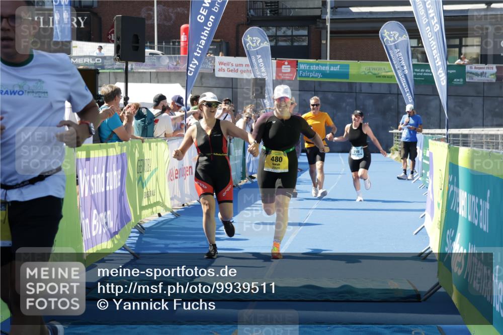 09.08.2026 - GEWOBA Citytriathlon Bremen Yannick Fuchs http://msf.ph/oto/9939511 09.08.2026 11:50:39 Ziel 199, 409, 480, 531 meine-sportfotos.de