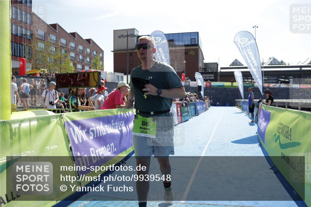 09.08.2026 - GEWOBA Citytriathlon Bremen Yannick Fuchs http://msf.ph/oto/9939548 09.08.2026 15:32:45 Ziel 88 meine-sportfotos.de