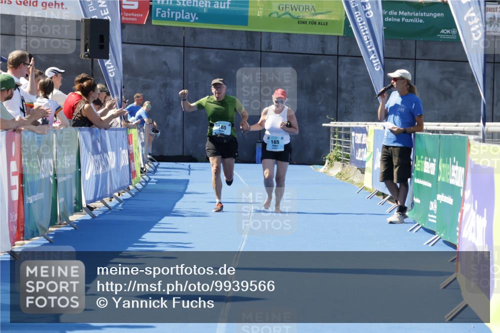 09.08.2026 - GEWOBA Citytriathlon Bremen Yannick Fuchs http://msf.ph/oto/9939566 09.08.2026 11:50:56 Ziel 165 meine-sportfotos.de