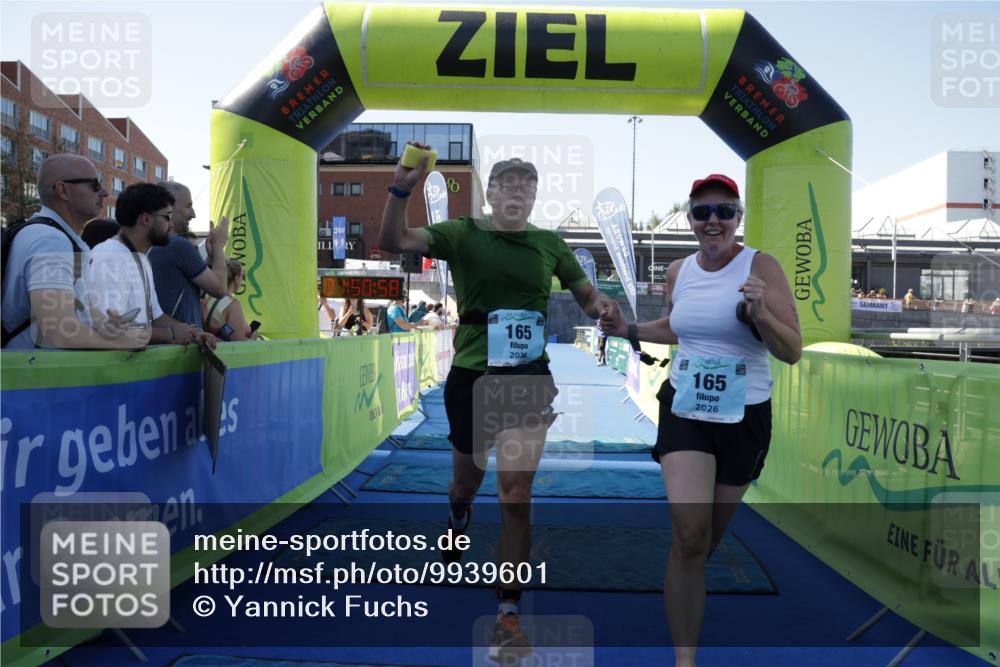 09.08.2026 - GEWOBA Citytriathlon Bremen Yannick Fuchs http://msf.ph/oto/9939601 09.08.2026 11:51:02 Ziel 165 meine-sportfotos.de