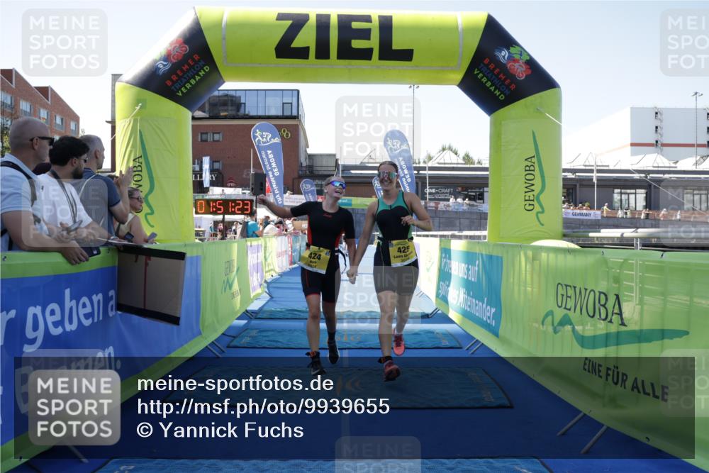 09.08.2026 - GEWOBA Citytriathlon Bremen Yannick Fuchs http://msf.ph/oto/9939655 09.08.2026 11:51:28 Ziel 424, 425, 435 meine-sportfotos.de
