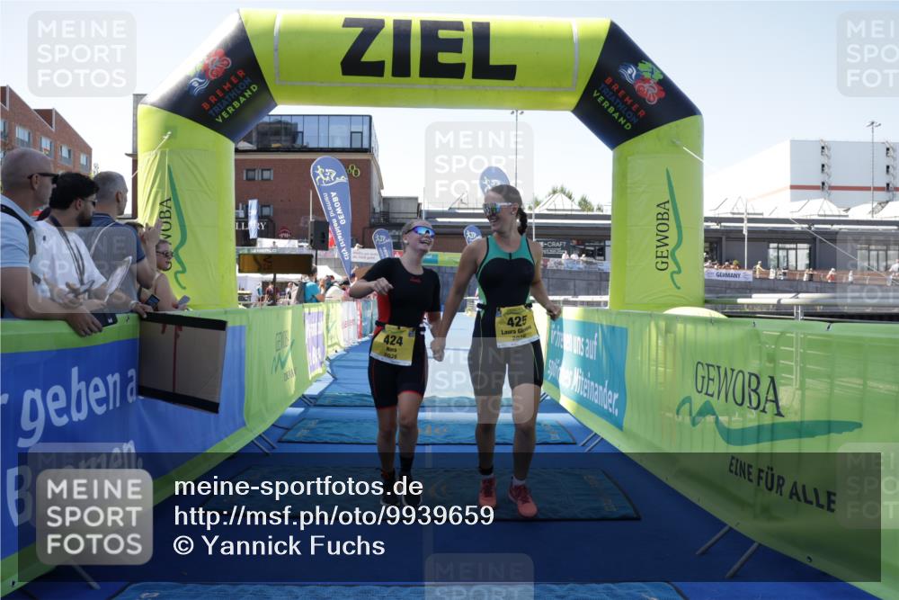 09.08.2026 - GEWOBA Citytriathlon Bremen Yannick Fuchs http://msf.ph/oto/9939659 09.08.2026 11:51:28 Ziel 424, 425, 435 meine-sportfotos.de
