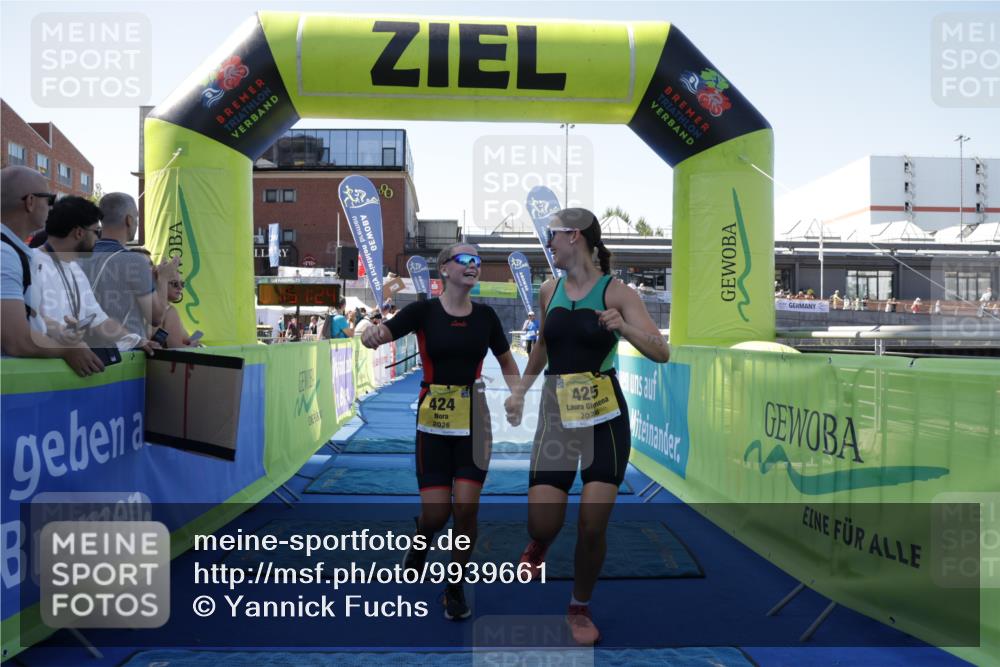 09.08.2026 - GEWOBA Citytriathlon Bremen Yannick Fuchs http://msf.ph/oto/9939661 09.08.2026 11:51:28 Ziel 424, 425, 435 meine-sportfotos.de