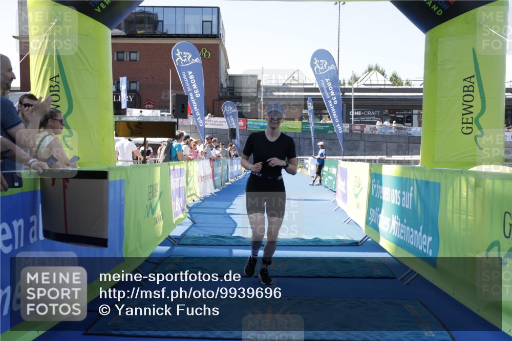 09.08.2026 - GEWOBA Citytriathlon Bremen Yannick Fuchs http://msf.ph/oto/9939696 09.08.2026 11:51:35 Ziel 435 meine-sportfotos.de
