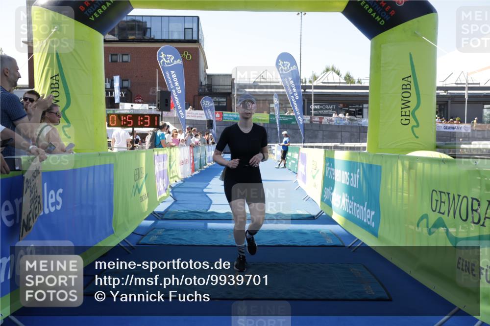 09.08.2026 - GEWOBA Citytriathlon Bremen Yannick Fuchs http://msf.ph/oto/9939701 09.08.2026 11:51:36 Ziel 435 meine-sportfotos.de