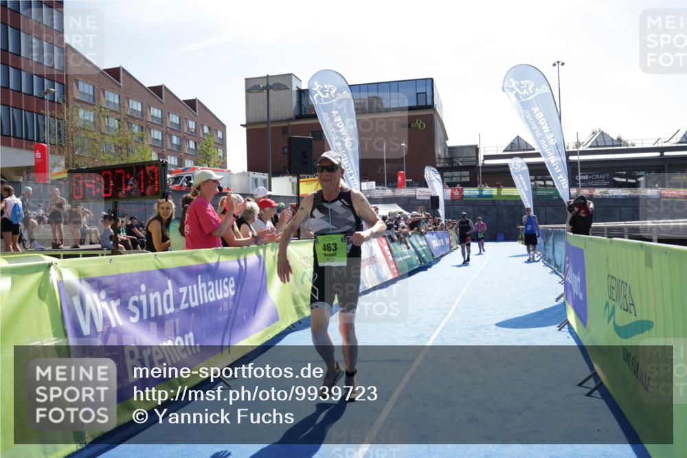 09.08.2026 - GEWOBA Citytriathlon Bremen Yannick Fuchs http://msf.ph/oto/9939723 09.08.2026 15:33:40 Ziel 463, 467 meine-sportfotos.de