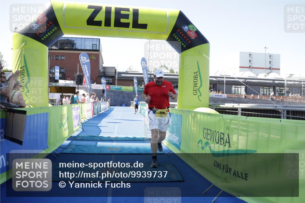 09.08.2026 - GEWOBA Citytriathlon Bremen Yannick Fuchs http://msf.ph/oto/9939737 09.08.2026 11:52:23 Ziel 399 meine-sportfotos.de