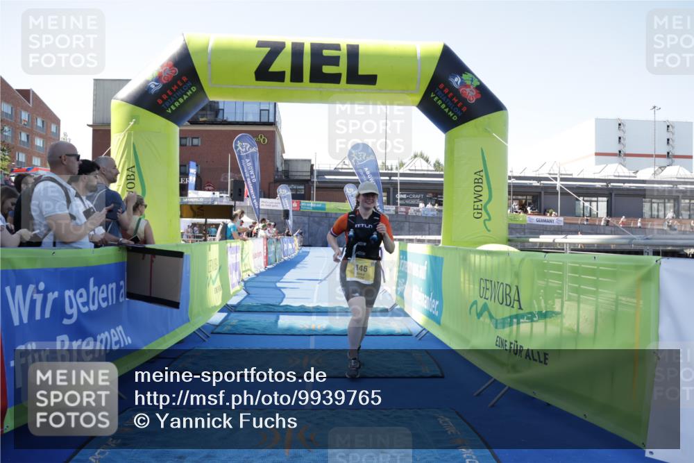 09.08.2026 - GEWOBA Citytriathlon Bremen Yannick Fuchs http://msf.ph/oto/9939765 09.08.2026 11:53:40 Ziel 446 meine-sportfotos.de