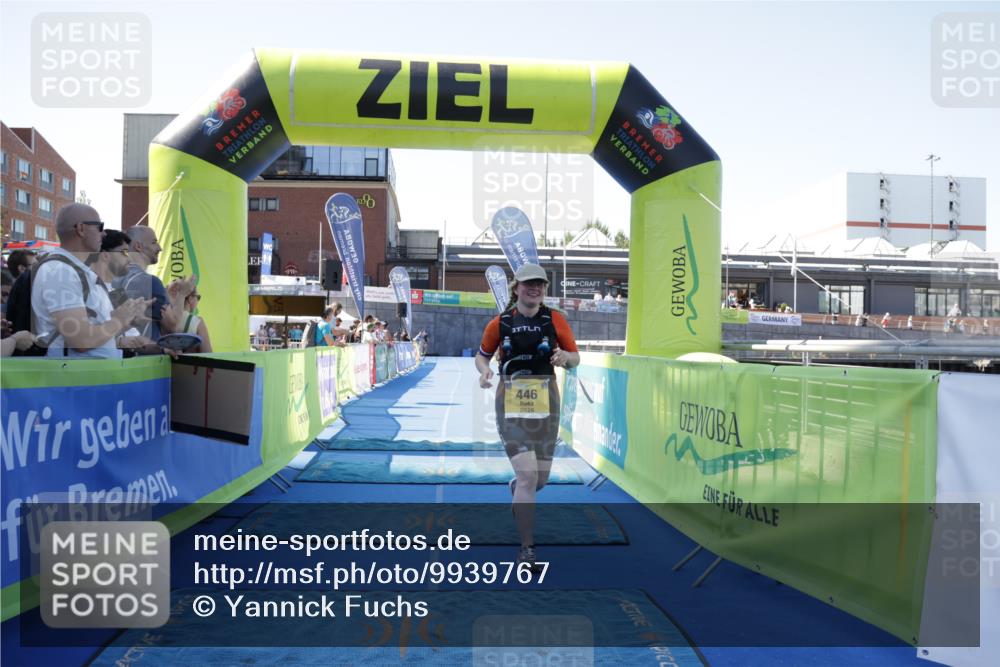 09.08.2026 - GEWOBA Citytriathlon Bremen Yannick Fuchs http://msf.ph/oto/9939767 09.08.2026 11:53:40 Ziel 446 meine-sportfotos.de