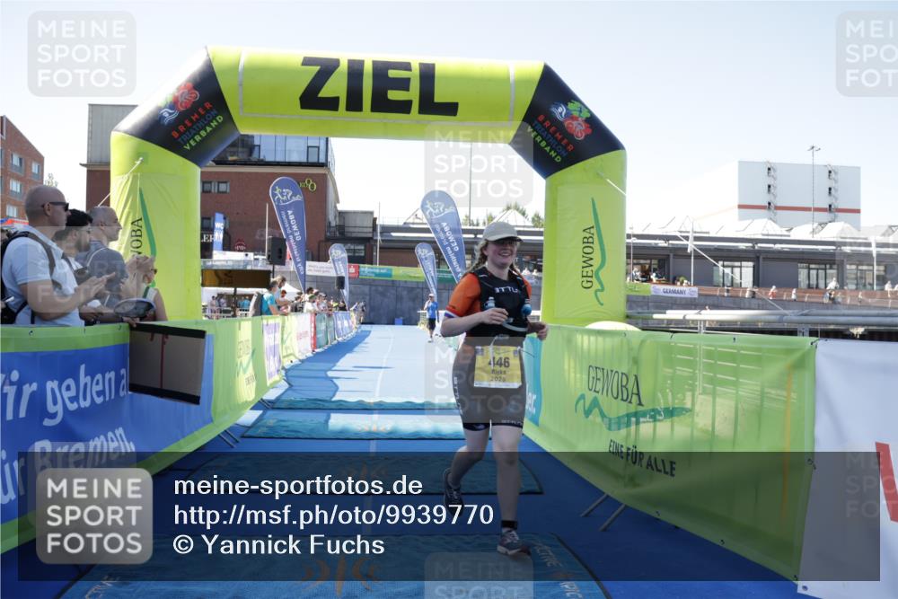 09.08.2026 - GEWOBA Citytriathlon Bremen Yannick Fuchs http://msf.ph/oto/9939770 09.08.2026 11:53:40 Ziel 446 meine-sportfotos.de