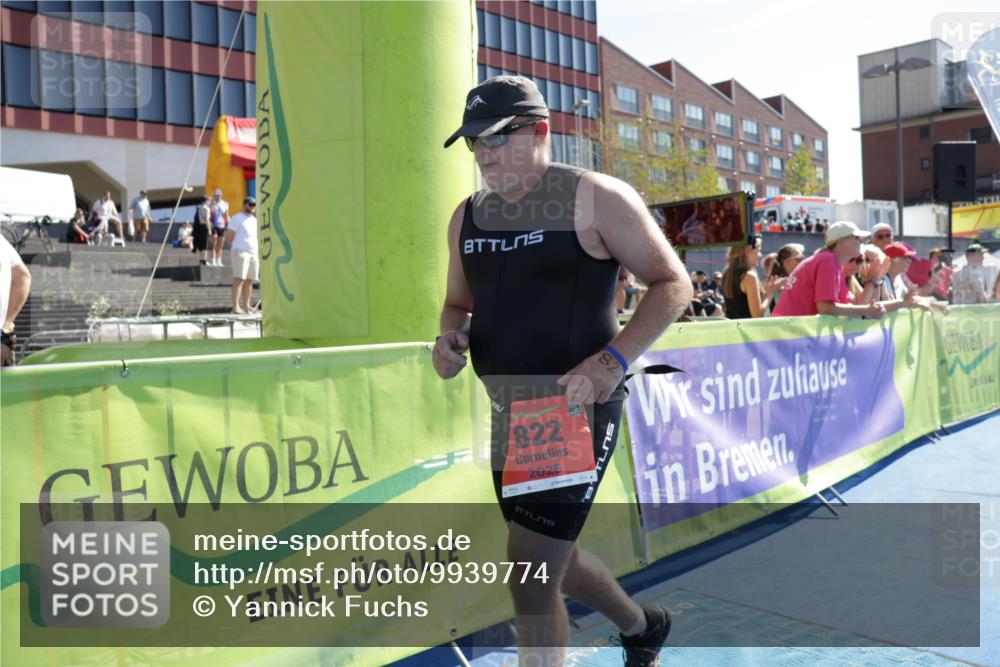 09.08.2026 - GEWOBA Citytriathlon Bremen Yannick Fuchs http://msf.ph/oto/9939774 09.08.2026 15:33:52 Ziel 297, 822 meine-sportfotos.de