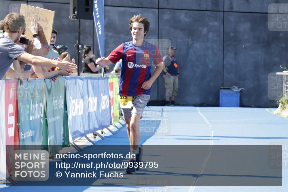 09.08.2026 - GEWOBA Citytriathlon Bremen Yannick Fuchs http://msf.ph/oto/9939795 09.08.2026 11:54:47 Ziel 525 meine-sportfotos.de