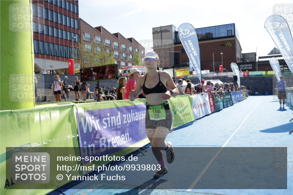 09.08.2026 - GEWOBA Citytriathlon Bremen Yannick Fuchs http://msf.ph/oto/9939803 09.08.2026 15:34:01 Ziel 190 meine-sportfotos.de
