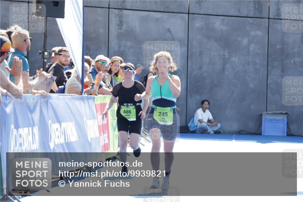 09.08.2026 - GEWOBA Citytriathlon Bremen Yannick Fuchs http://msf.ph/oto/9939821 09.08.2026 15:34:20 Ziel  meine-sportfotos.de