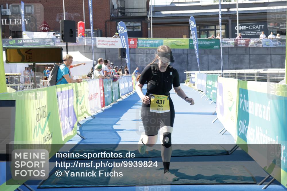 09.08.2026 - GEWOBA Citytriathlon Bremen Yannick Fuchs http://msf.ph/oto/9939824 09.08.2026 11:55:03 Ziel 431 meine-sportfotos.de