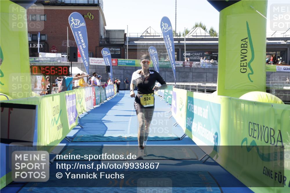 09.08.2026 - GEWOBA Citytriathlon Bremen Yannick Fuchs http://msf.ph/oto/9939867 09.08.2026 11:56:43 Ziel 524 meine-sportfotos.de