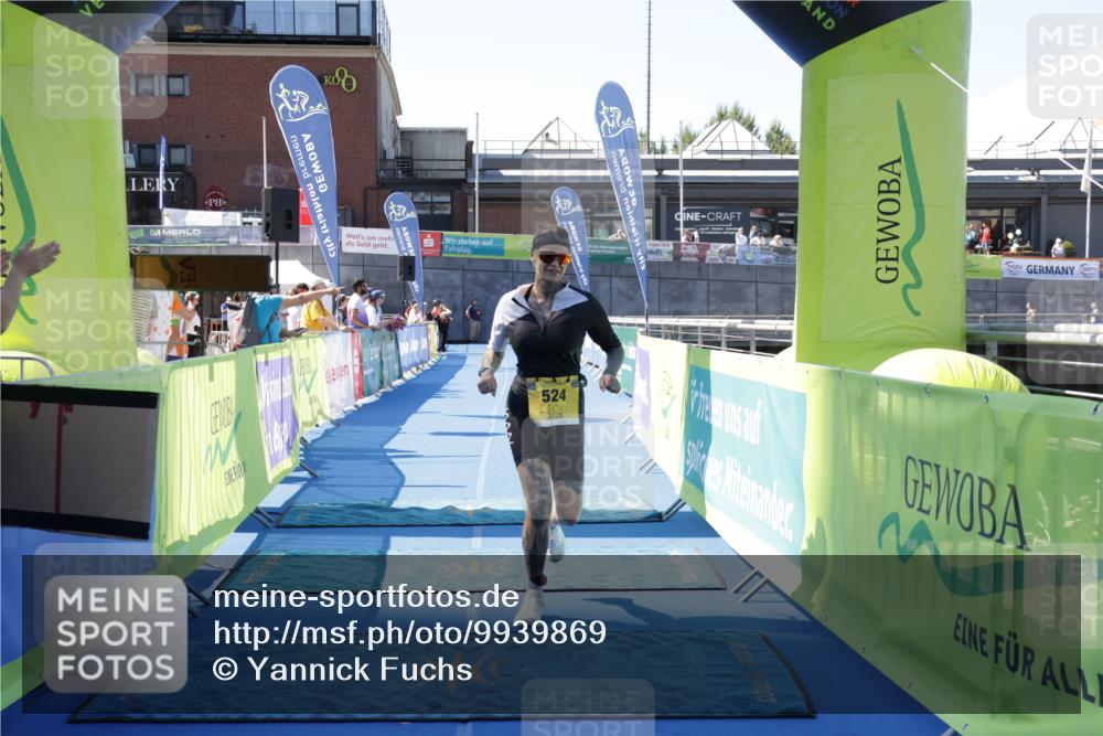 09.08.2026 - GEWOBA Citytriathlon Bremen Yannick Fuchs http://msf.ph/oto/9939869 09.08.2026 11:56:43 Ziel 524 meine-sportfotos.de
