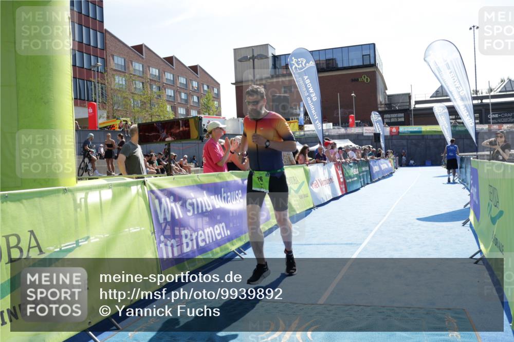 09.08.2026 - GEWOBA Citytriathlon Bremen Yannick Fuchs http://msf.ph/oto/9939892 09.08.2026 15:34:43 Ziel 426 meine-sportfotos.de