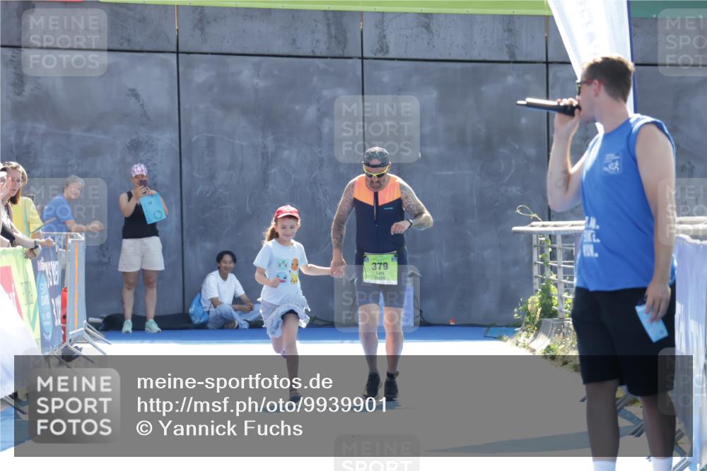 09.08.2026 - GEWOBA Citytriathlon Bremen Yannick Fuchs http://msf.ph/oto/9939901 09.08.2026 15:34:50 Ziel  meine-sportfotos.de