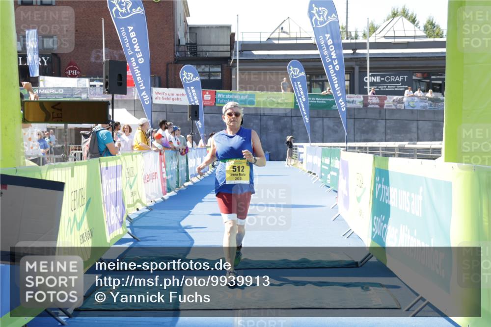 09.08.2026 - GEWOBA Citytriathlon Bremen Yannick Fuchs http://msf.ph/oto/9939913 09.08.2026 11:57:03 Ziel 159, 512 meine-sportfotos.de