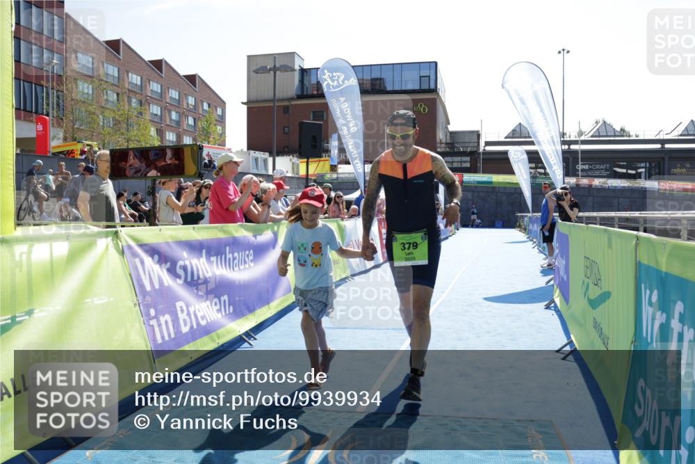 09.08.2026 - GEWOBA Citytriathlon Bremen Yannick Fuchs http://msf.ph/oto/9939934 09.08.2026 15:35:00 Ziel 379 meine-sportfotos.de