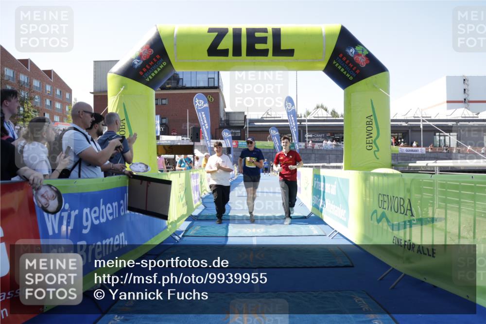 09.08.2026 - GEWOBA Citytriathlon Bremen Yannick Fuchs http://msf.ph/oto/9939955 09.08.2026 11:57:35 Ziel 420 meine-sportfotos.de