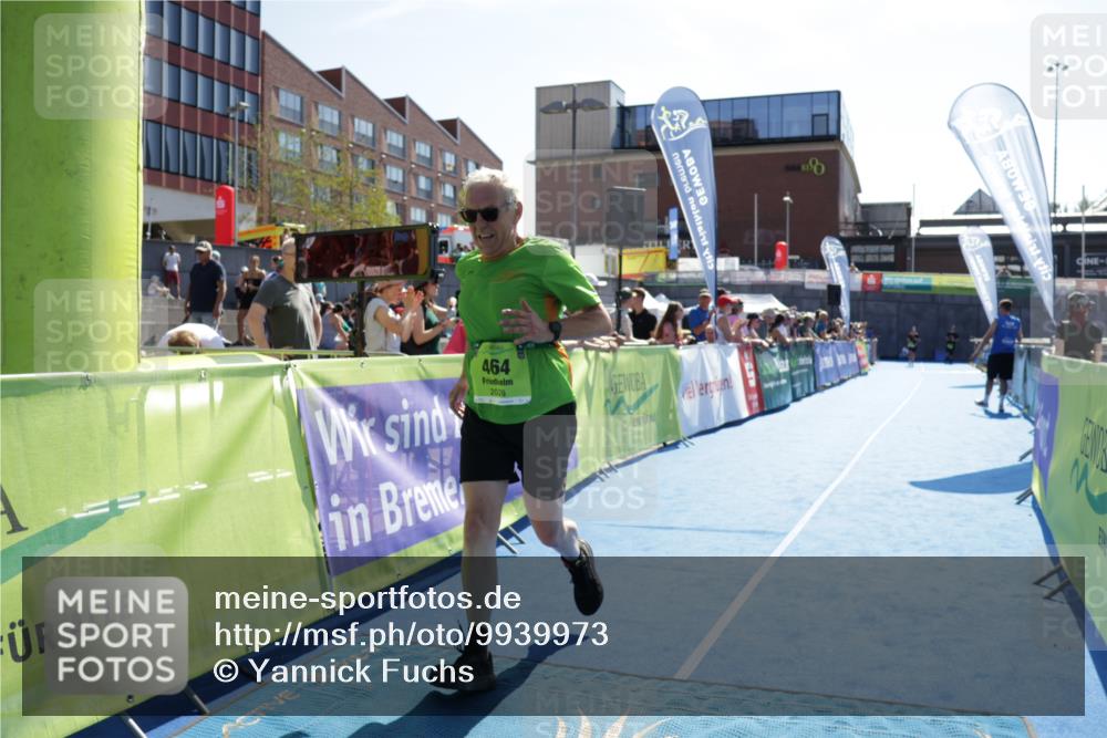 09.08.2026 - GEWOBA Citytriathlon Bremen Yannick Fuchs http://msf.ph/oto/9939973 09.08.2026 15:35:22 Ziel 440, 464 meine-sportfotos.de