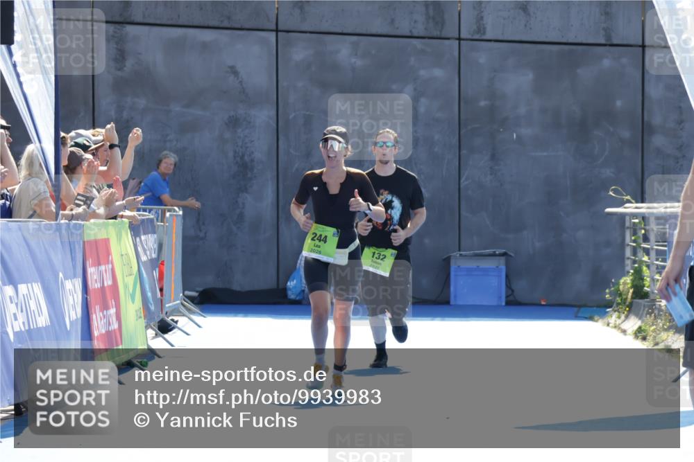 09.08.2026 - GEWOBA Citytriathlon Bremen Yannick Fuchs http://msf.ph/oto/9939983 09.08.2026 15:35:26 Ziel 464 meine-sportfotos.de
