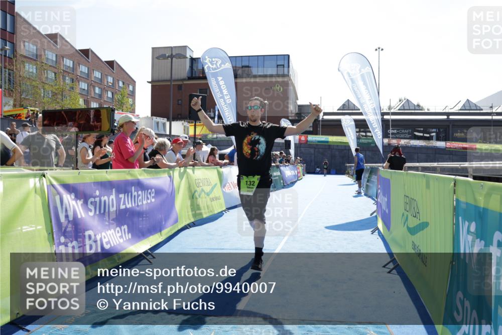 09.08.2026 - GEWOBA Citytriathlon Bremen Yannick Fuchs http://msf.ph/oto/9940007 09.08.2026 15:35:34 Ziel 132, 244 meine-sportfotos.de