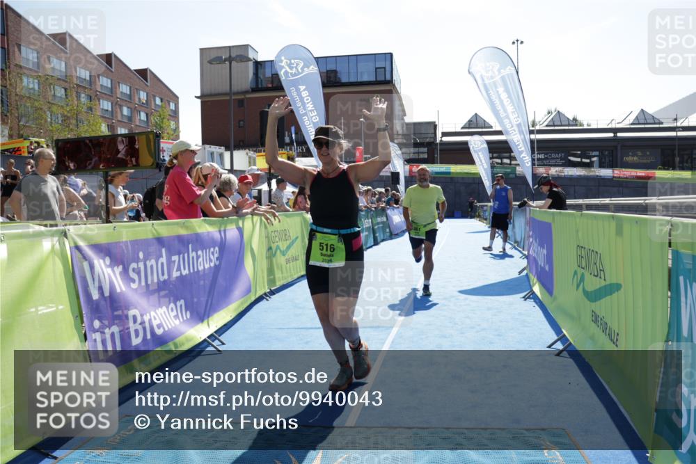 09.08.2026 - GEWOBA Citytriathlon Bremen Yannick Fuchs http://msf.ph/oto/9940043 09.08.2026 15:35:48 Ziel 461, 516 meine-sportfotos.de